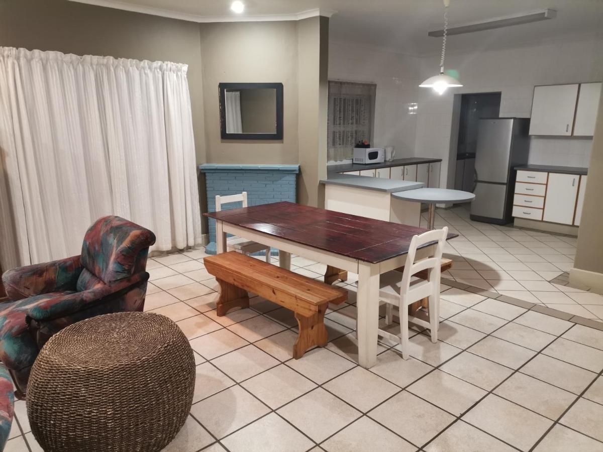 Point Village Hotel And Self Catering Mossel Bay Eksteriør billede
