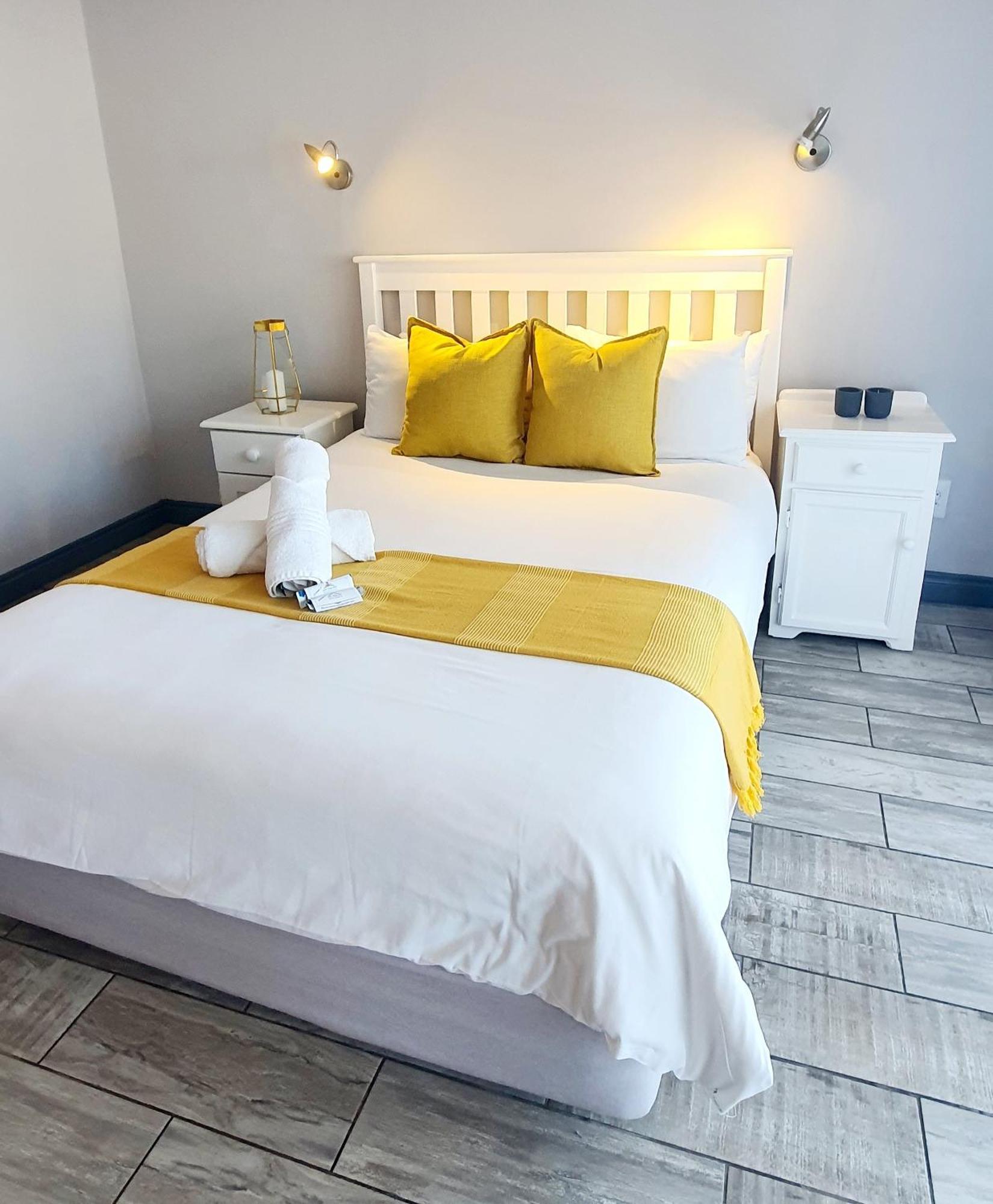Point Village Hotel And Self Catering Mossel Bay Eksteriør billede